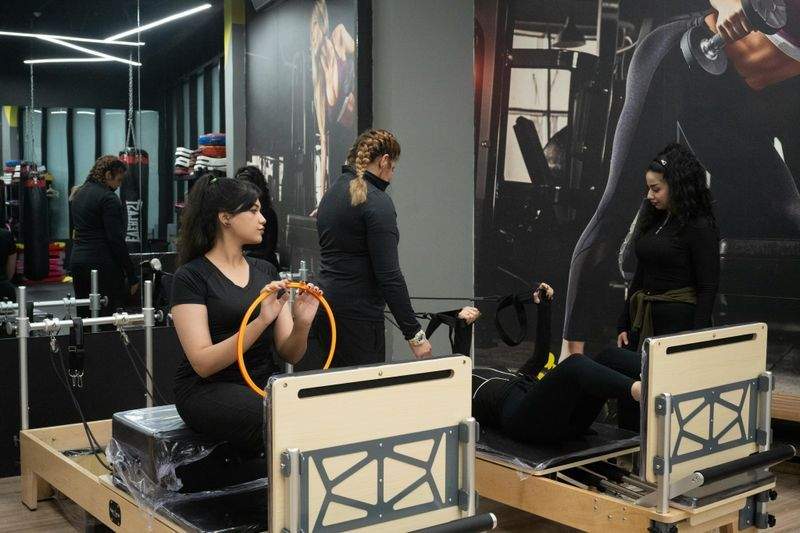 Geräte-Pilates am Reformer
